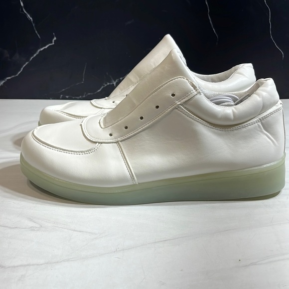Siumlation Women’s LED Sneaker White sz 8.5 - Picture 2 of 6